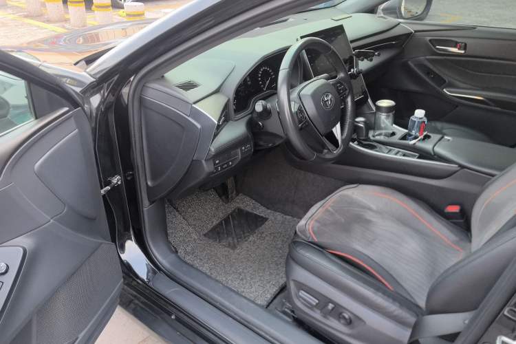 Used Toyota Avalon 2022 2.5L Ambition Edition Driver Seat