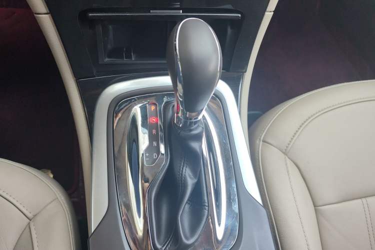 Used Buick Regal 2014 2.0L Elite Fashion Edition
