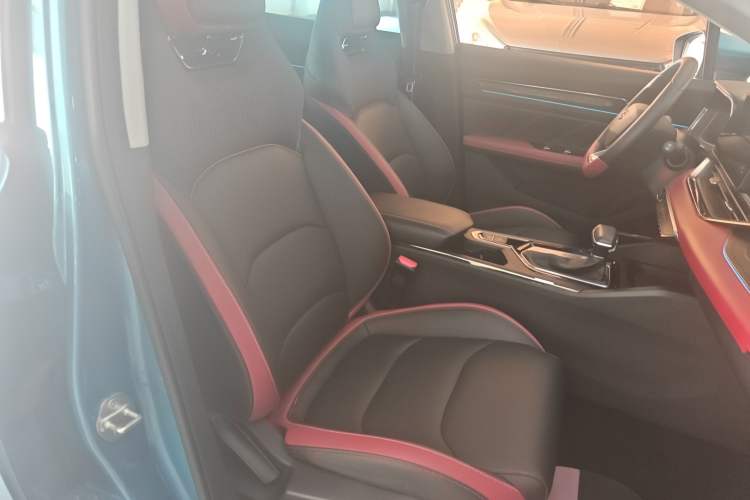 Used Geely Auto Emgrand S 2021 1.4T CVT Prestige Edition Right Front Seat