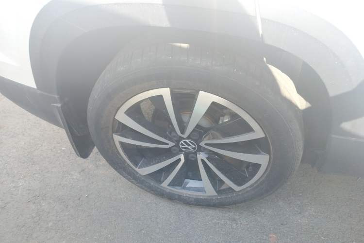 Used Volkswagen Tharu 2022 280TSI Two-Wheel-Drive Luxury Edition