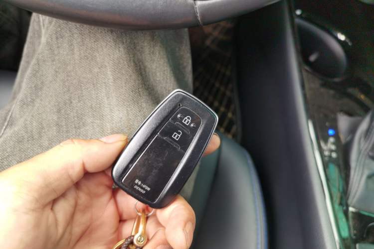 Used Toyota C-HR 2021 2.0L Luxury Edition
