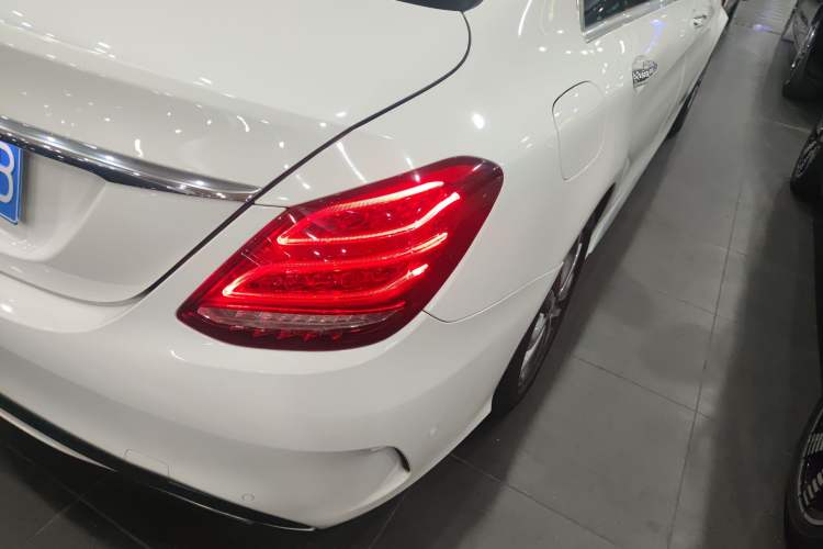 Used Mercedes-Benz C-Class 2015 Restyled C 180 L Sport Edition
