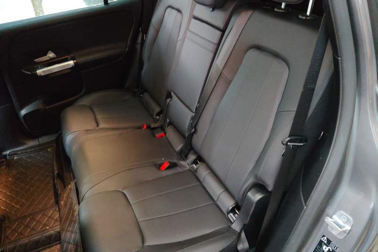 Used Mercedes-Benz EQB 2023 Facelift EQB 260 Left Rear Seat