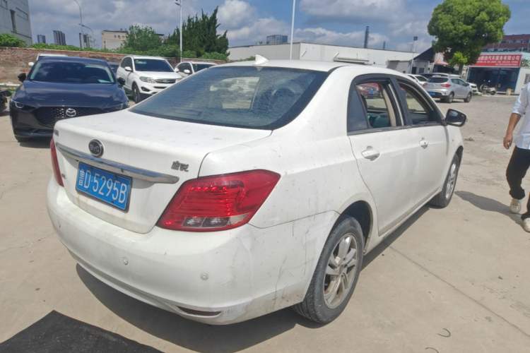 Used BYD Surui 2014 1.5L Manual Luxury Model