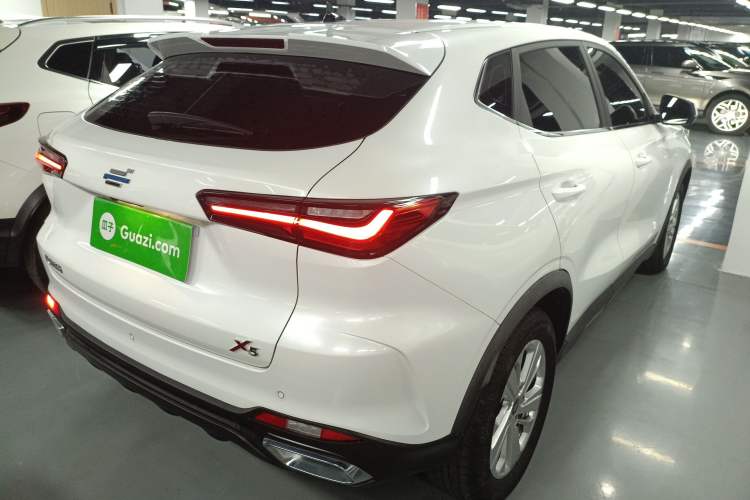 Used CHANGAN OSHAN X5 2021 1.6L CVT Luxury Model