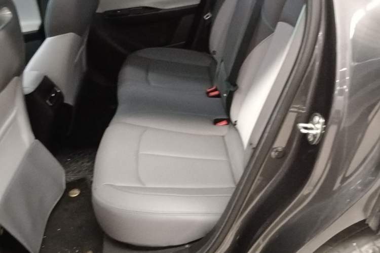 Used CHANGAN UNI-T 2023 Second-Generation 1.5T Prestige Model Left Rear Seat