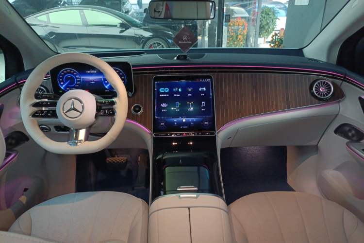 Used Mercedes-Benz EQE SUV 2023 350 4MATIC Luxury Edition
