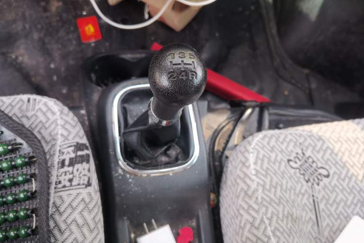 Used CHANGAN KAICHENG Ruixing M60 2020 1.5L Standard Version China VI 6-Seater DAM15KR Gear Lever