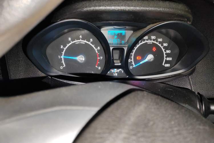 Used Ford EcoSport 2013 1.5L Automatic Fashion Model