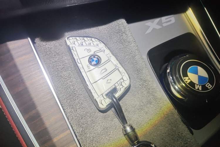 Used BMW X5 2022 xDrive 40Li M Sport Package
