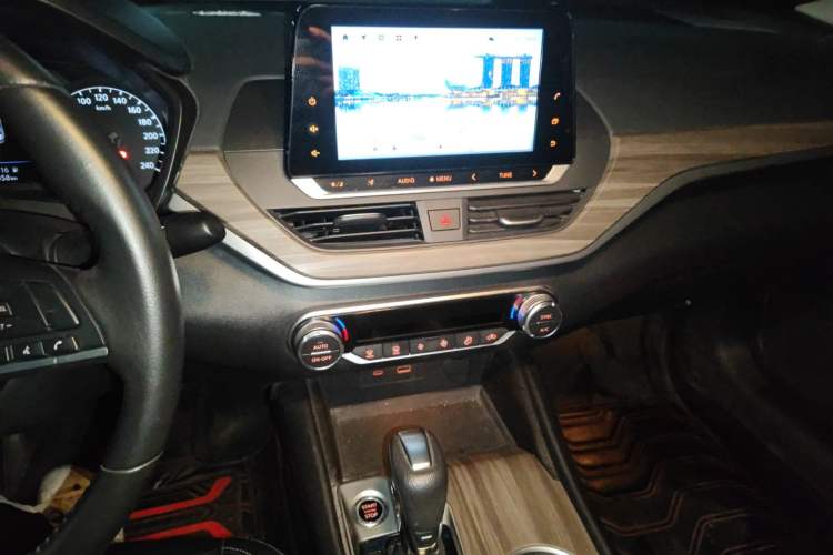 Used Nissan Teana 2021 2.0L XL Comfort Edition Audio And AC Panel