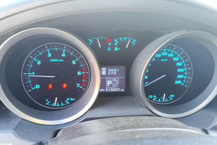 Used Toyota Land Cruiser 2010 4.7L Automatic VX
