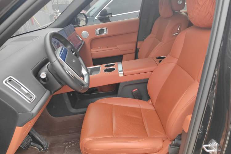 Used Li Auto L8 2024 Pro Model
