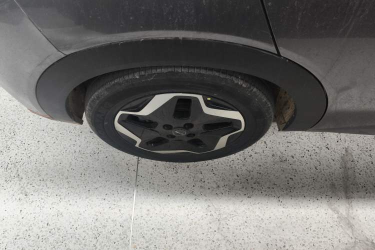 Used BYD Dolphin 2021 405 km Fashion Edition
