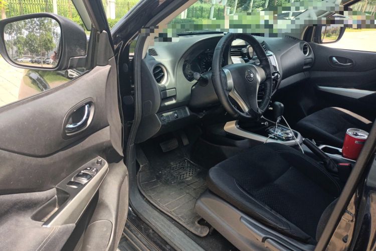 Used Nissan Navara 2017 2.5L Automatic 2WD Luxury Edition QR25
