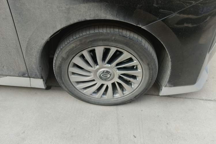 Used GAC Trumpchi M8 2023 Zongshi Series Dual-Motor YuZun Edition Exterior 7