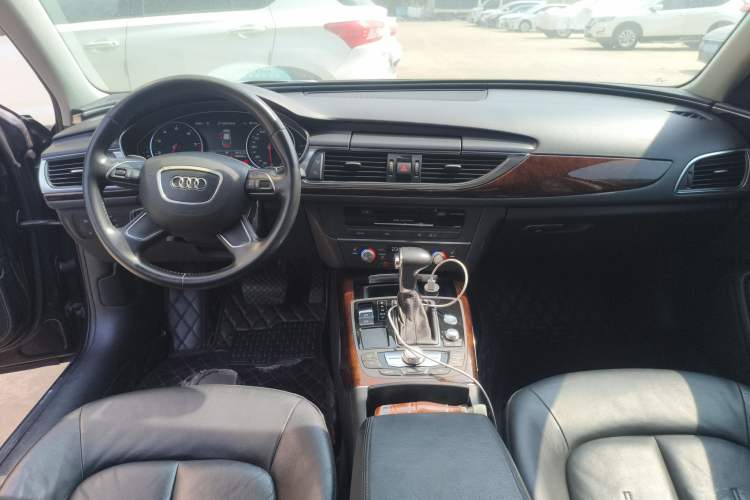Used Audi A6L 2012 30 FSI Comfort Model
