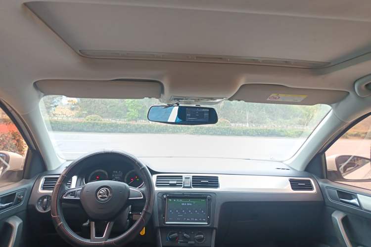 Used Skoda Rapid Spaceback 2018 1.6L Automatic Comfort Edition