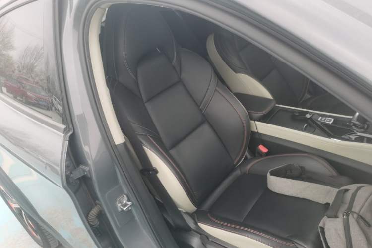 Used Lynk & Co 02 2020 1.5T DCT Two-Wheel Drive Zhaobao Version