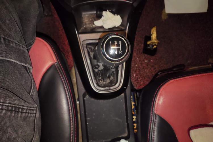 Used Brilliance H230 2012 1.5L Manual Comfort Edition
