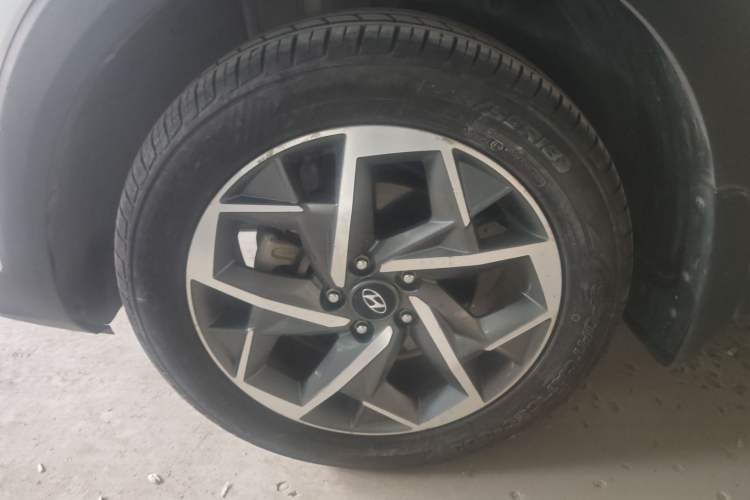 Used Hyundai Tucson 2020 280TGDi Two-Wheel-Drive GLS Smart Connectivity Version China VI Standard