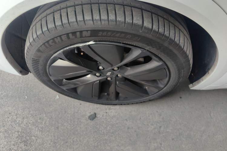 Used Li Auto L7 2023 Air model
