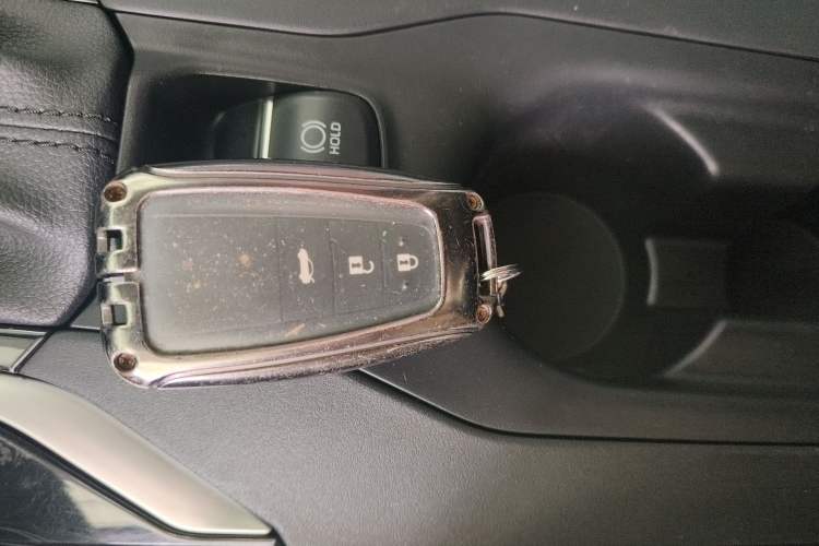 Used Toyota Corolla 2022 Dual-Motor 1.8L E-CVT Pioneer Edition
