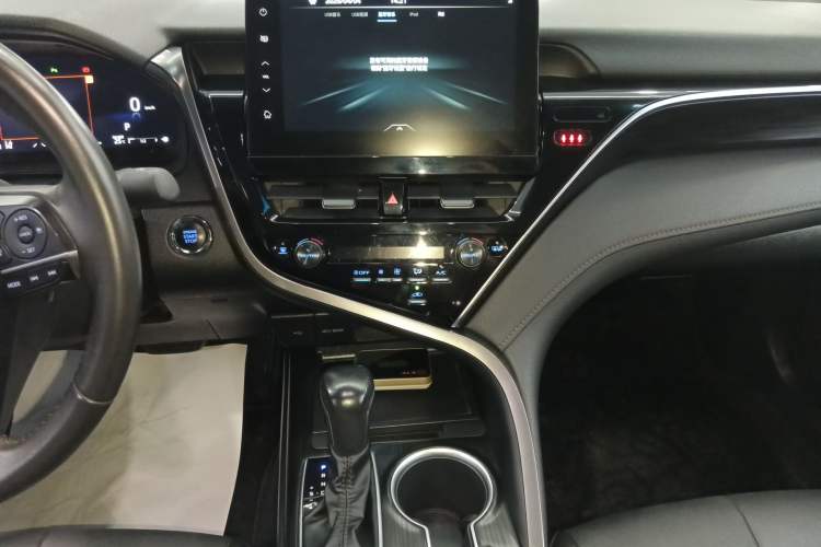Used Toyota Camry 2021 2.5G Luxury Edition Audio And AC Panel