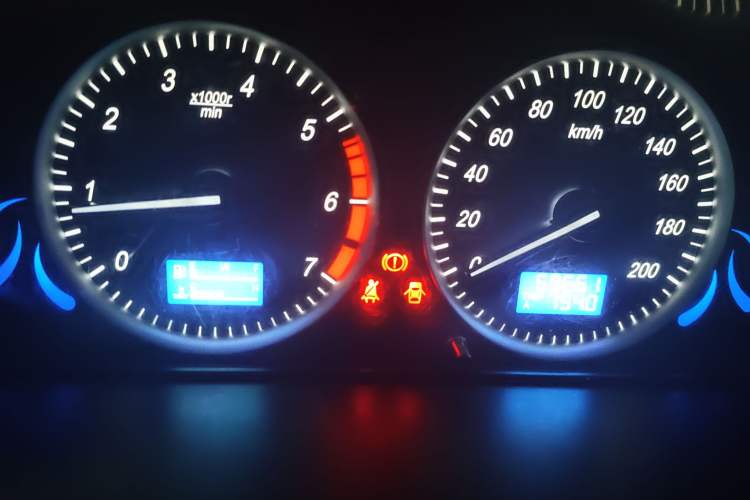 Used HYOSOW H2 2016 H2E 1.5L Elite Model BJ415B
