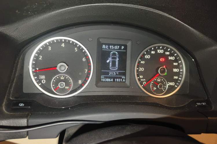 Used Volkswagen Tiguan 2010 2.0 TSI Automatic All-Wheel Drive Flagship Navigation Edition Instrument Cluster