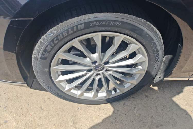 Used Audi A8 2019 A8L 50 TFSI quattro Comfort Model
