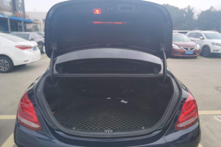 Used Mercedes-Benz C-Class 2017 Facelift C 200 L Sport Edition