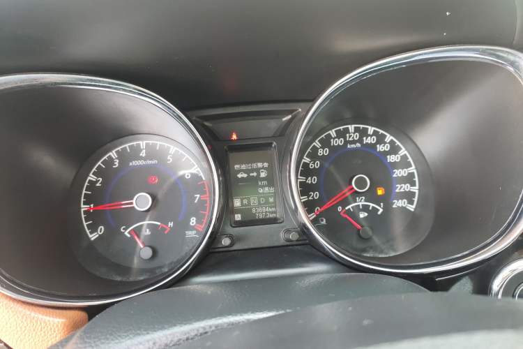 Used Venucia T70 2018 2.0L CVT Smart Enjoyment Sport Edition
