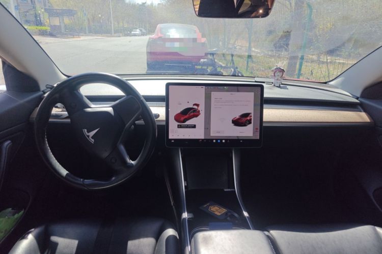 Used Tesla Model 3 2019 Long-Range All-Wheel-Drive Version