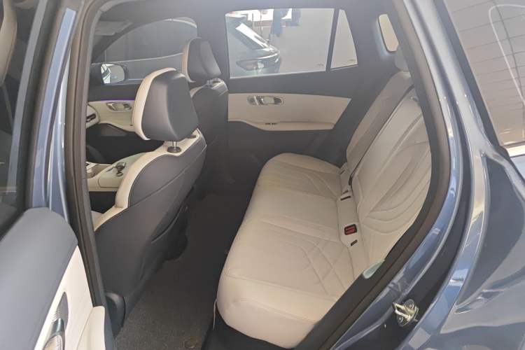 Used Geely Galaxy Xingjian 7 EM-i 2025 120km Flagship Edition