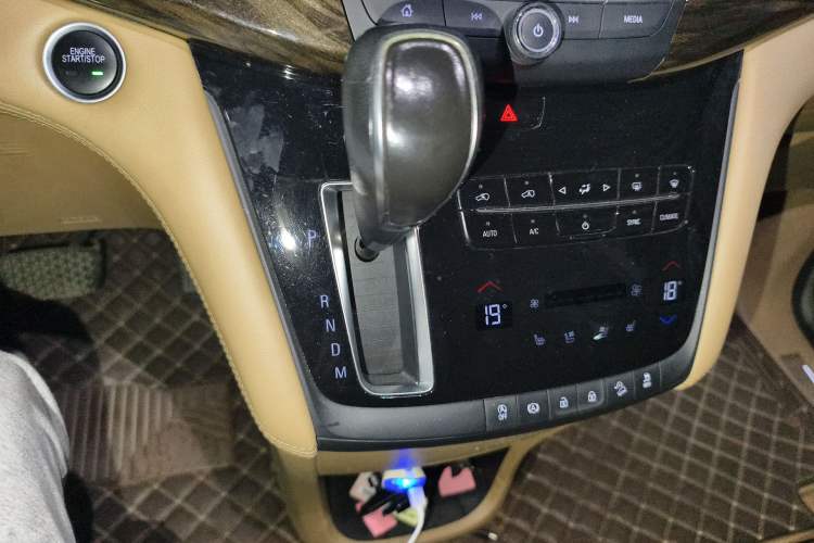 Used Buick GL8 2017 ES 28T Flagship Model China V Standard