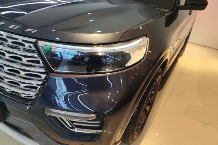 Used Ford Explorer 2020 EcoBoost 285 4x4 Titanium Edition 6 Seats