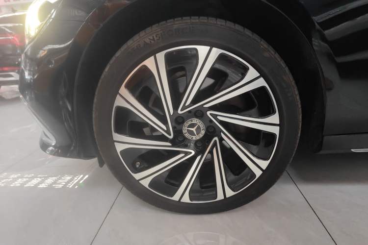 Used Mercedes-Benz E-Class 2021 Facelift E 260 L Sport Edition
