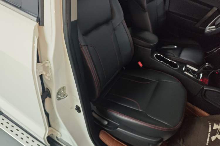 Used Geely Auto GX7 2014 2.0L Automatic Luxury Version