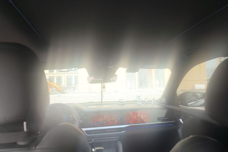 Used Geely Auto Monjaro L 2024 2.0TD High-Power Automatic Two-Wheel Drive Skyline Edition Headliner