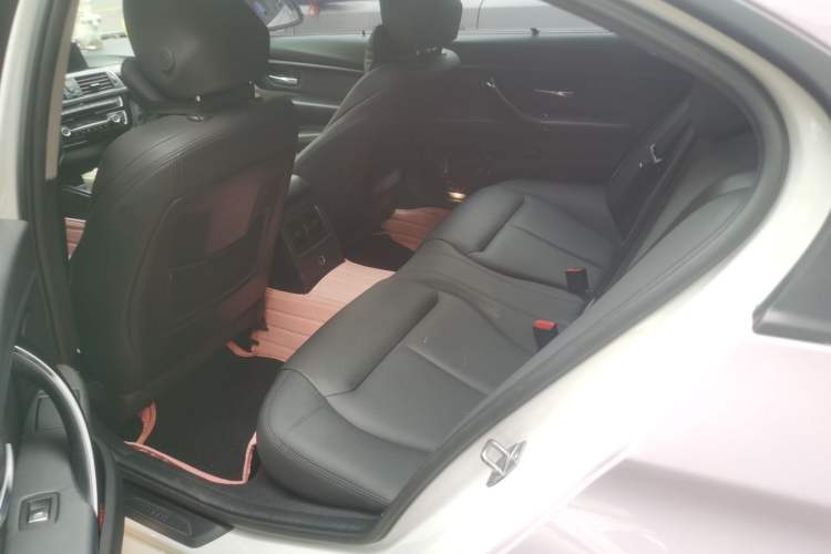 Used BMW 3 Series 2019 320Li Fashion Model Left Rear Seat