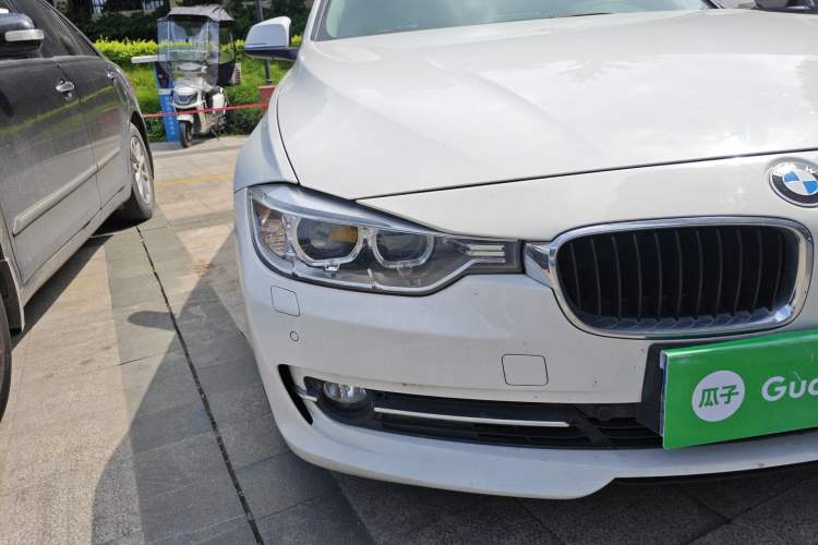 Used BMW 3 Series 2014 320Li Fashion Model Right Front Headlight