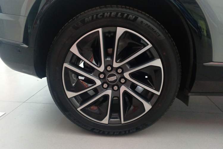 Used Cadillac OPTIQ 2024 Four-Wheel Drive Long-Range Version
