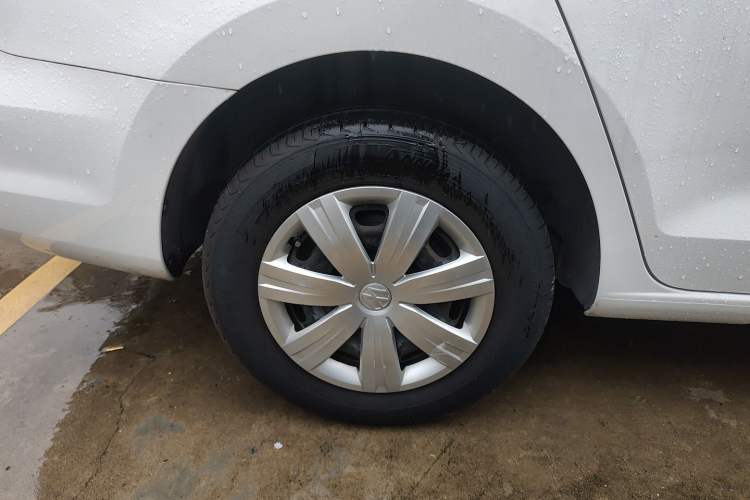 Used Volkswagen Jetta 2015 1.6L Manual Fashion Edition