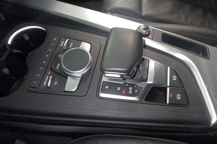 Used Audi A4L 2019 40 TFSI Sporty Version China VI