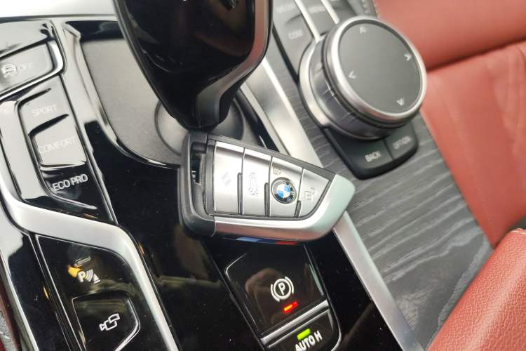 Used BMW 5 Series 2021 Restyled 530Li Luxury Edition M Sport Package
