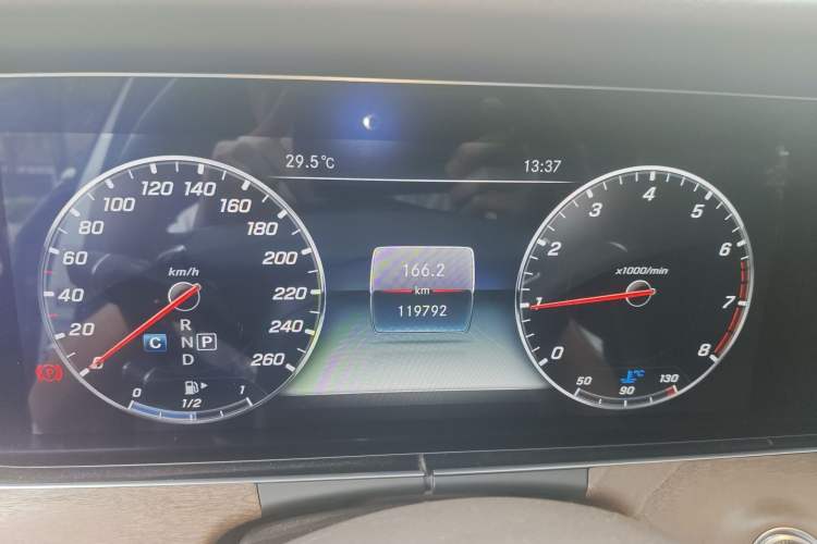 Used Mercedes-Benz E-Class 2016 E 300 L Stylish Model
