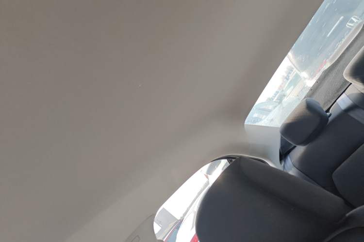 Used Volkswagen Santana 2015 1.6L Manual Fashion Edition Headliner