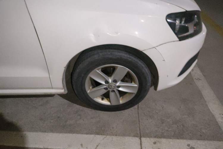 Used Volkswagen Polo 2014 1.4L Manual Fashion Edition
