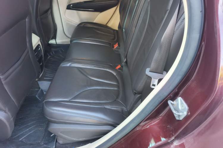 Used Lincoln MKC 2016 2.0T Two-Wheel Drive Luxury Edition